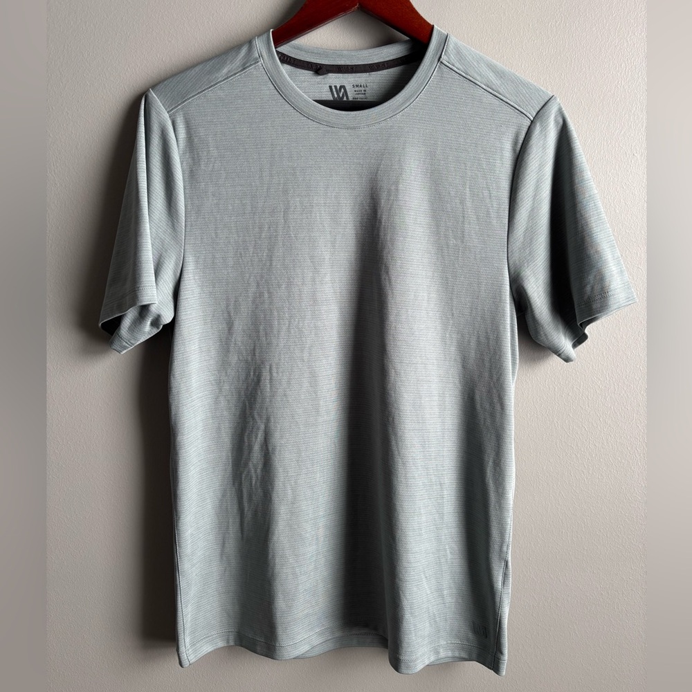 VRST Men’s Short Sleeve Athletic Shirt